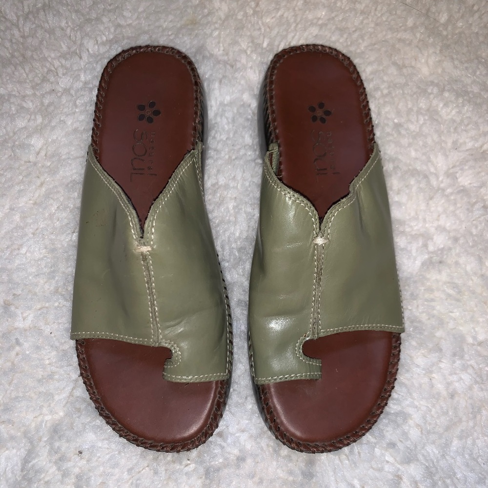 Natural Soul sandal